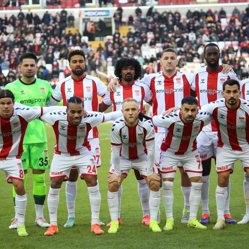 Samsunspor-Sivasspor ma�� kapal� gi�e