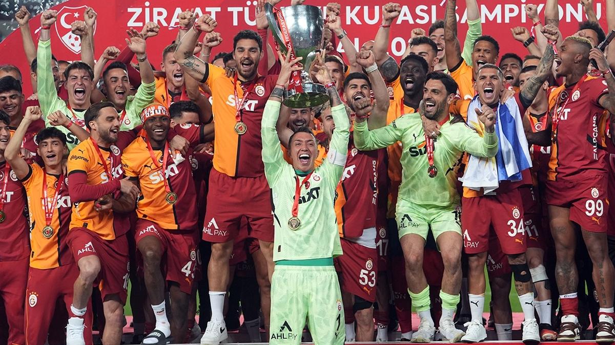 Aslan kupasn ald! Hedef ifte ampiyonluk