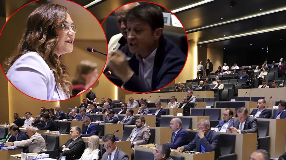 CHP'liler arasnda otopark kavgas! Salon buz kesti