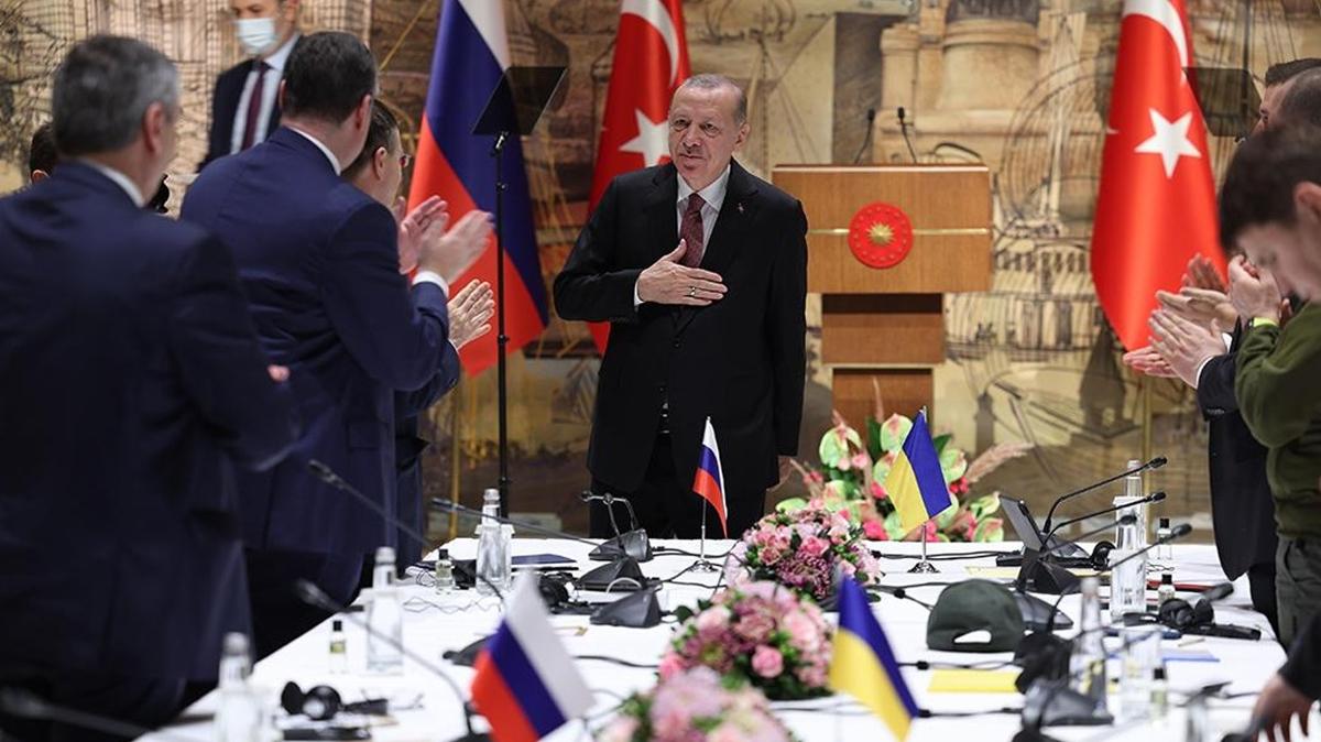 Komu'dan bar mzakereleri itiraf... "Erdoan bunu baarabilecek az sayda liderden biri"