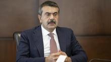 Bakan Tekin 12 yllk zorunlu eitim eletirilerini deerlendirdi