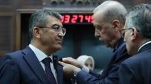 Partisinden istifa edip AK Parti'ye katld! Rozetini bakan Erdoan takt