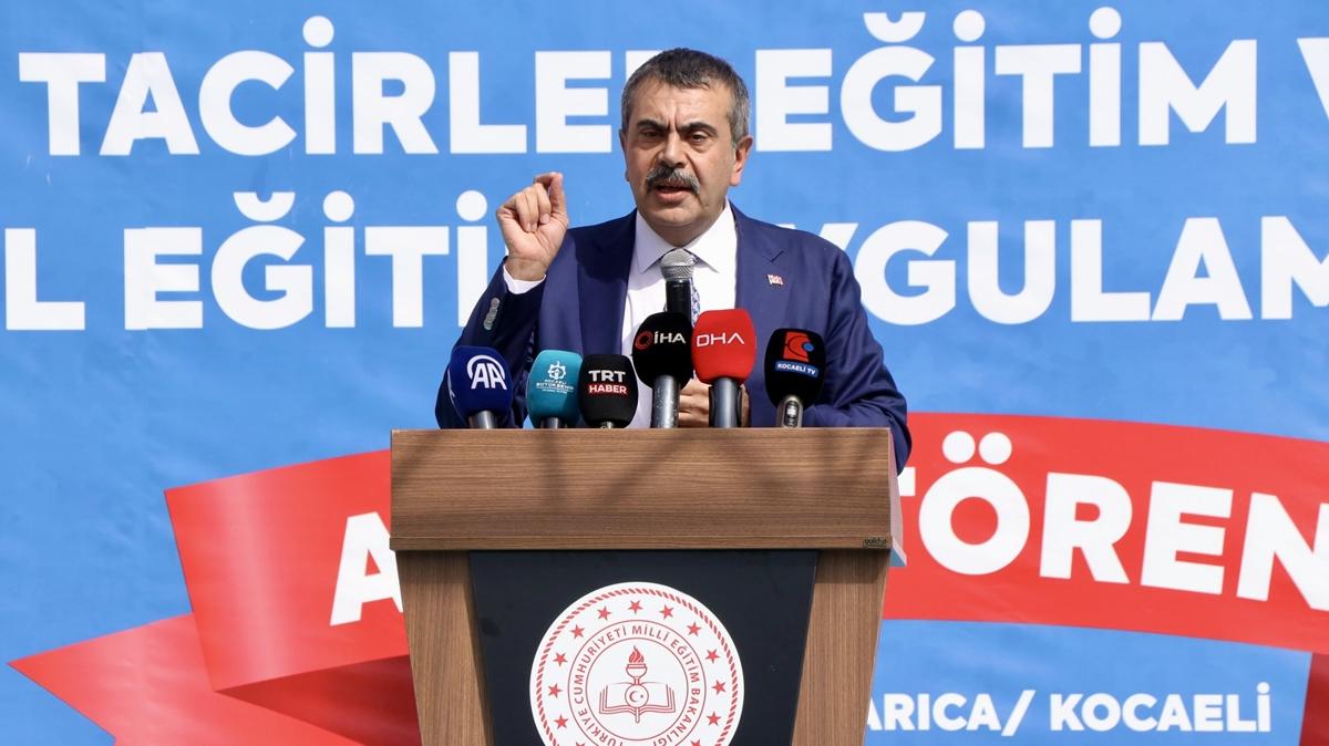 Bakan Tekin: Uluslararas raporlar Trkiye'nin yaad sreci eitim devrimi olarak tanmlyor