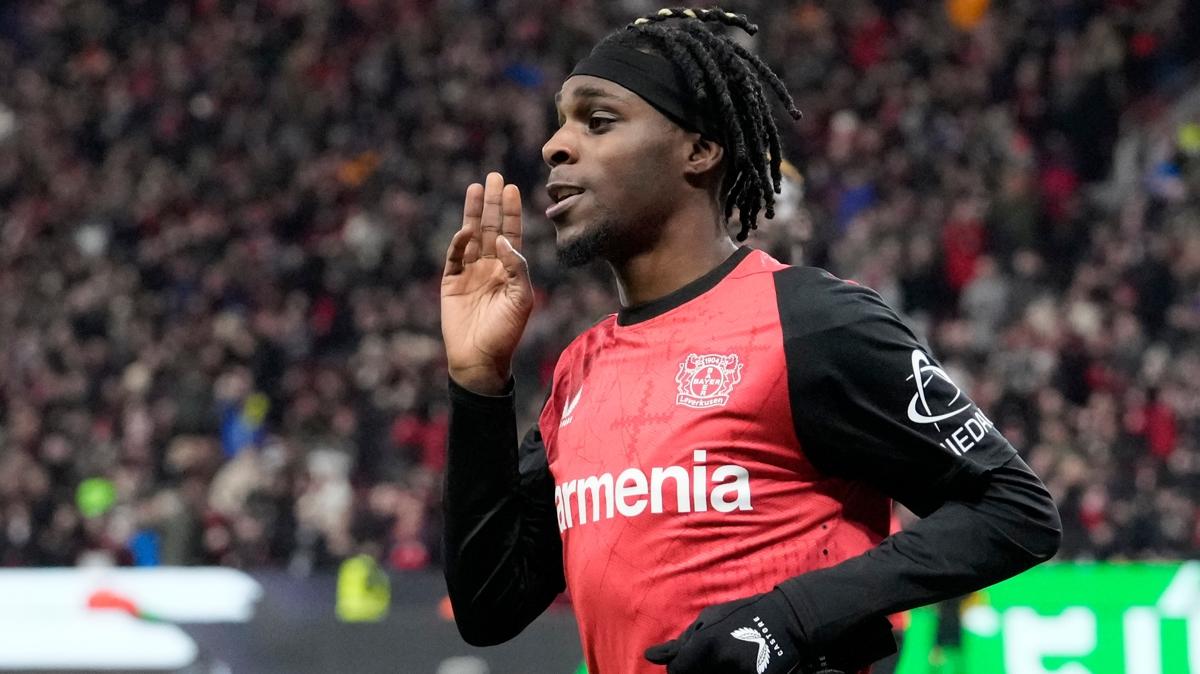 Liverpool, Jeremie Frimpong'un peinde