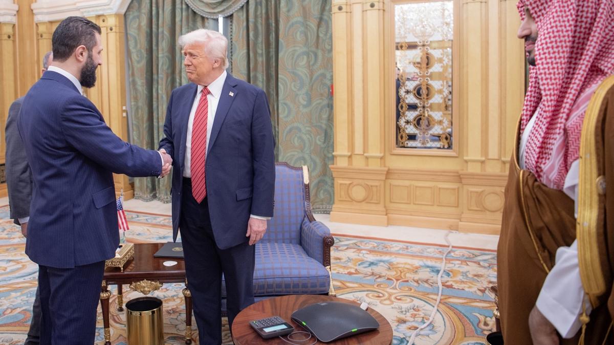 4'l zirve gzler nne serdi: Trump Suriye'yi Ankara'nn gznden grecek 