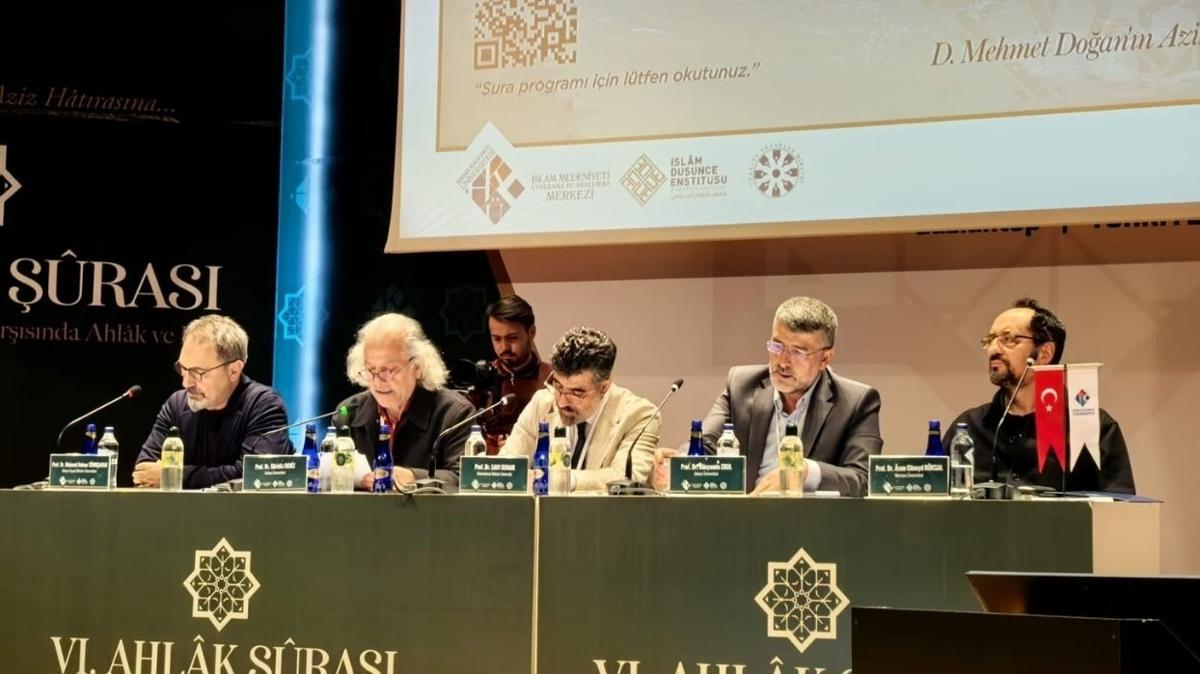 slam Dnce Enstits Bakan Prof. Dr. Grmez: Btn insanlk Gazze'de snfta kald