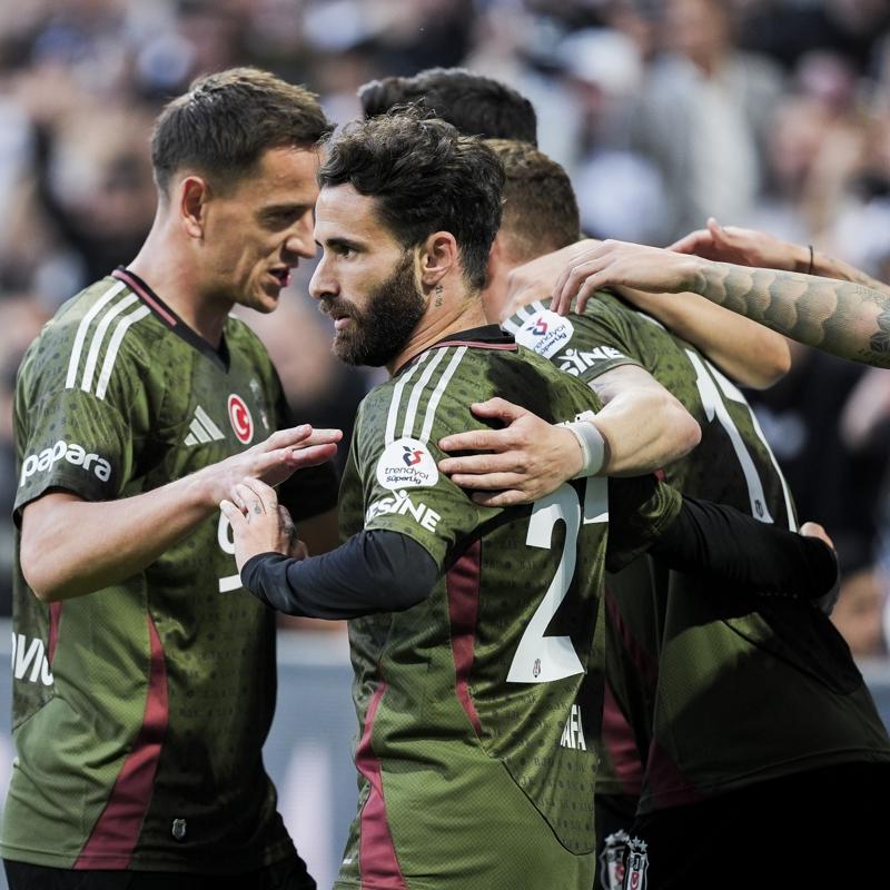 Beikta, Alanya deplasmannda