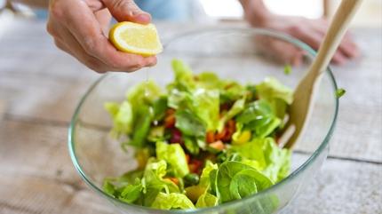 Salataya limon mu sirke mi? En salkl olan