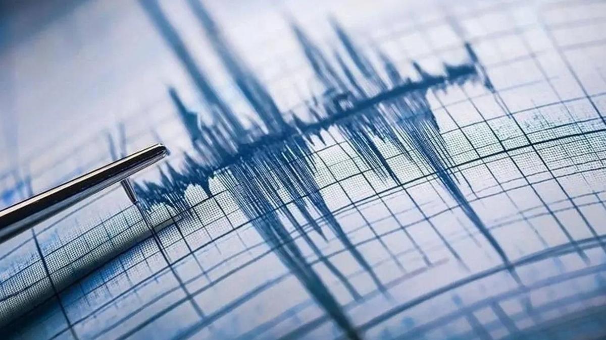 AFAD duyurdu: Ege Denizi'nde korkutan deprem!