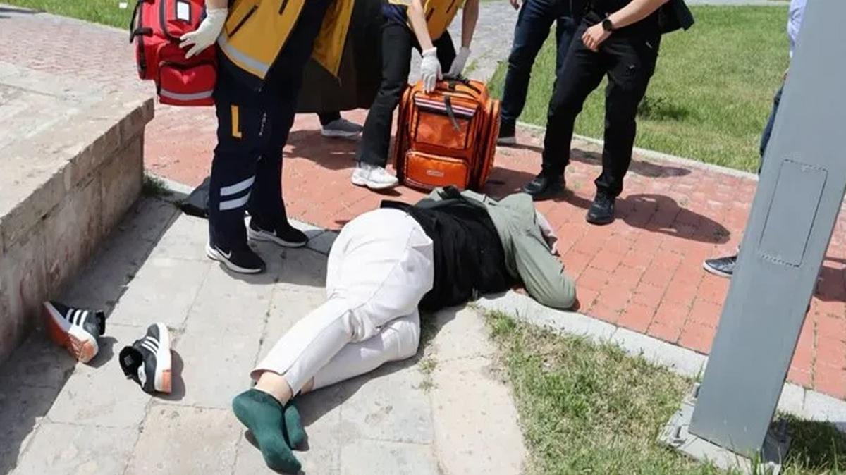 Gen kadn parkta kanlar iinde bulunmutu... artan gerek ortaya kt