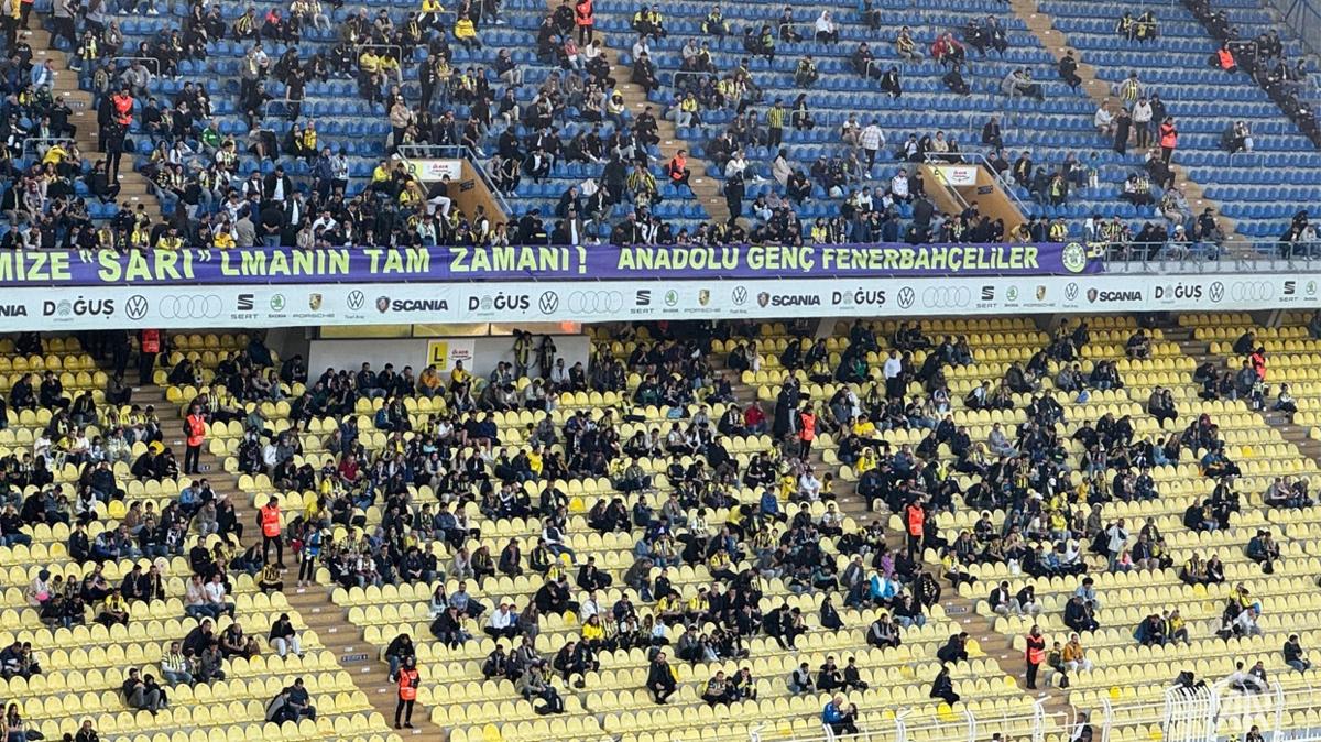 Kadky'de Fenerbahe tribnleri bo kald