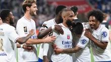 Alexandre Lacazette, 2 gol atarak Lyon'a veda etti