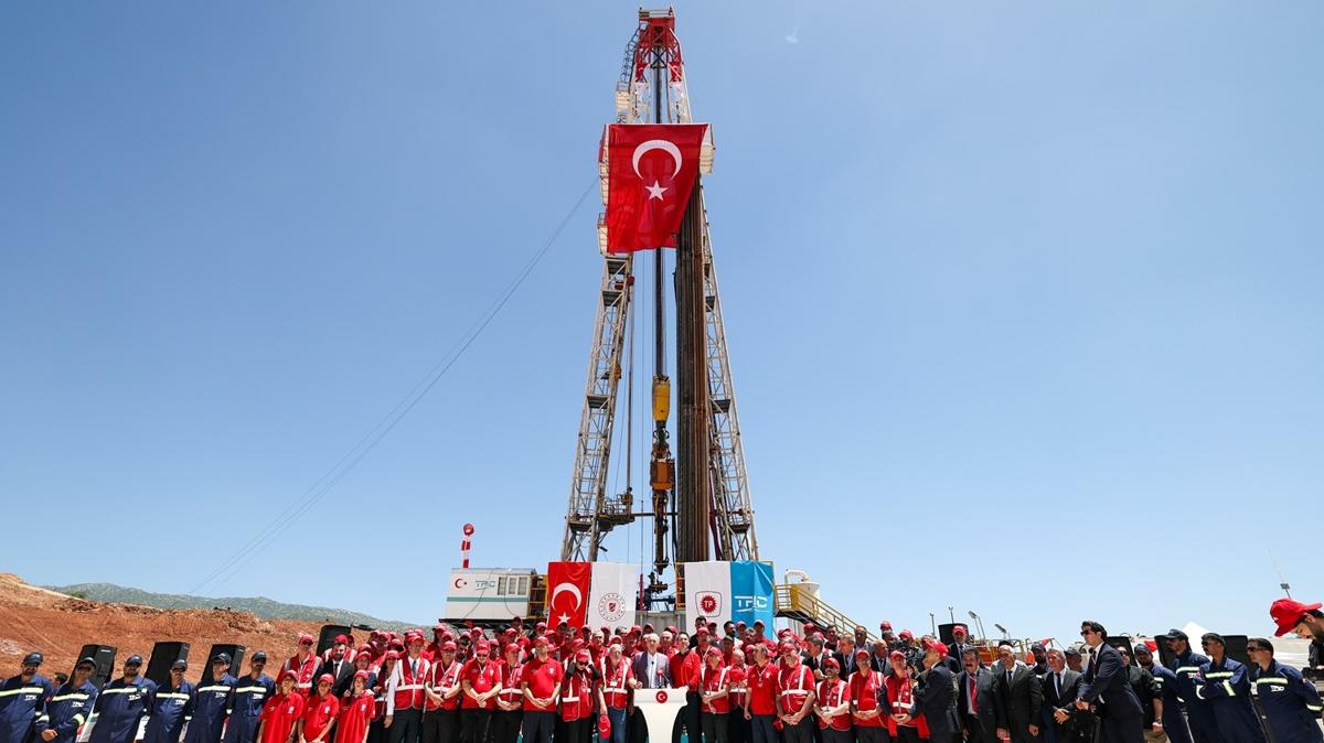 Diyarbakr'da petrol sevinci... 41 milyon varillik yeni keif