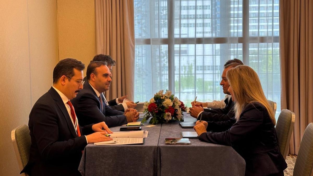 Bakan Kacr'dan Polonya'da diplomasi trafii