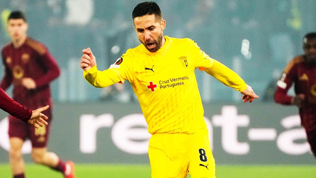 Joao Moutinho, Braga ile szlemesini 2026'ya kadar uzatt