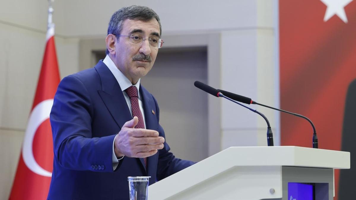 Ylmaz: Suriye'ye ynelik yaptrmlarn kaldrlmas kararlar son derece olumludur