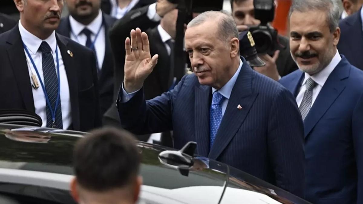 Bakan Erdoan, Macaristan'dan ayrld