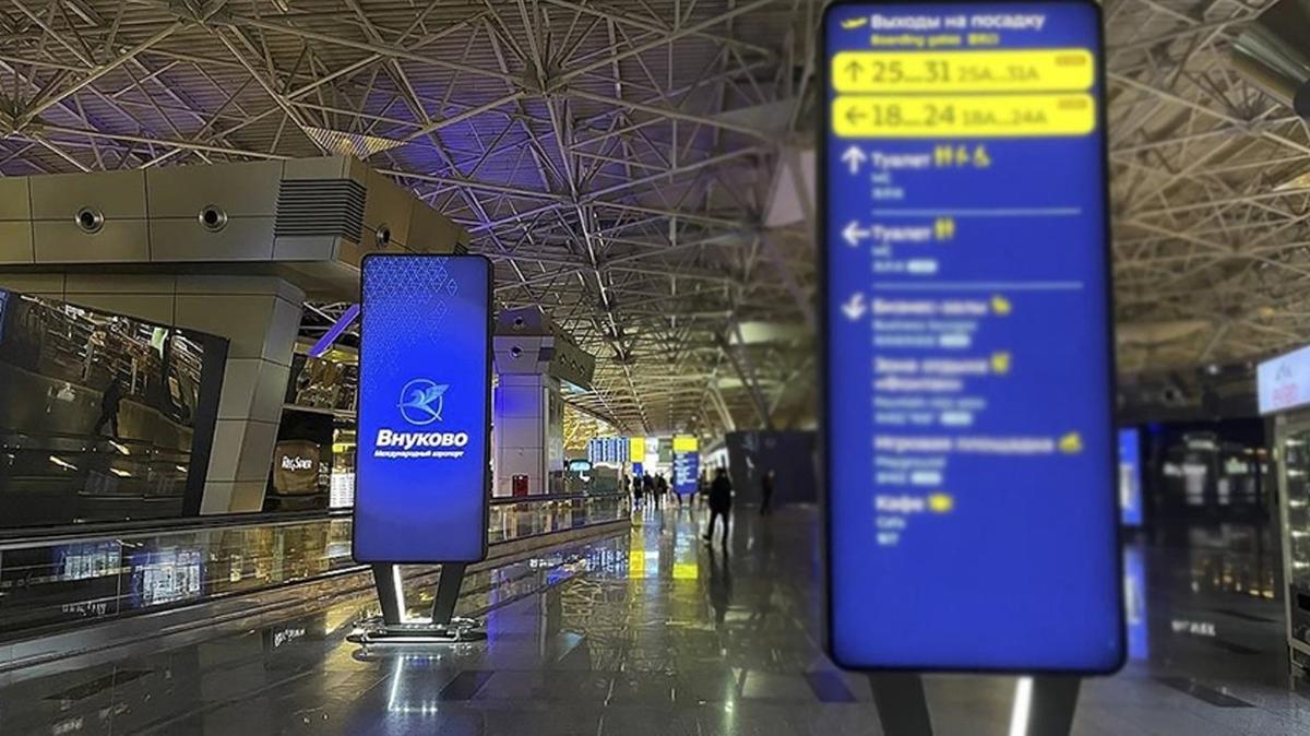 Moskova'da krmz alarm! Baz havalimanlarnda uular durduruldu