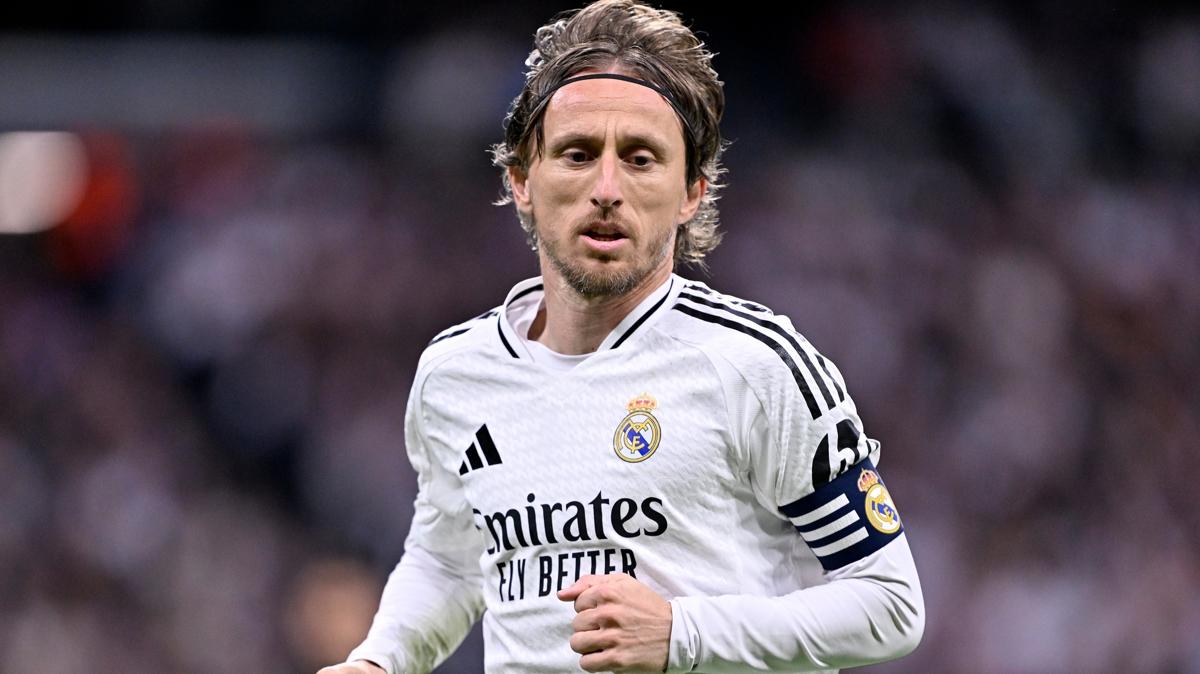 Real Madrid'de bir devir sona eriyor: Modric veda ediyor