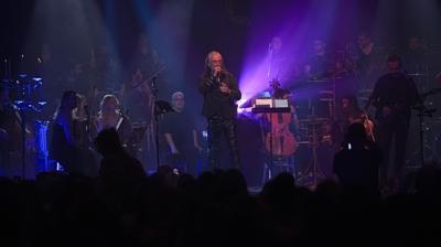 Senforock Orkestras, Bar Mano'nun eserlerini seslendirdi