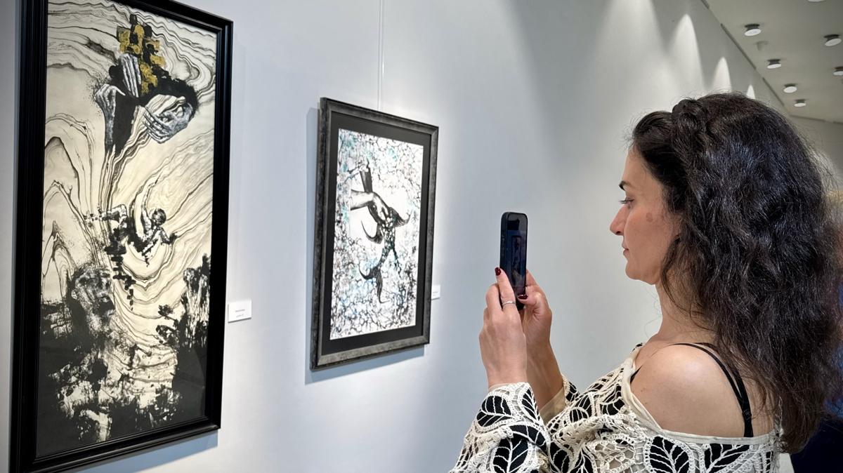 Sanat Begm Gck, Sofya'da "Ruhun zleri" sergisini at