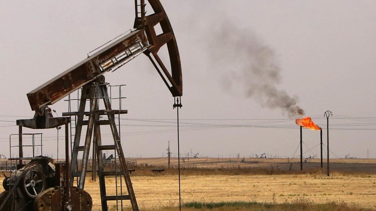 Teklifi Trkiye zerinden ilettiler! Petrol zengini komuya piyango vurdu