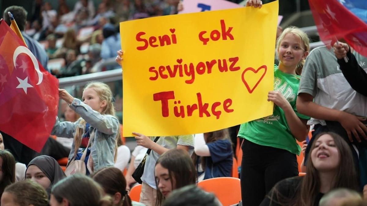 Yunus Emre Enstitsnden Bosna Hersek'te Trke leni