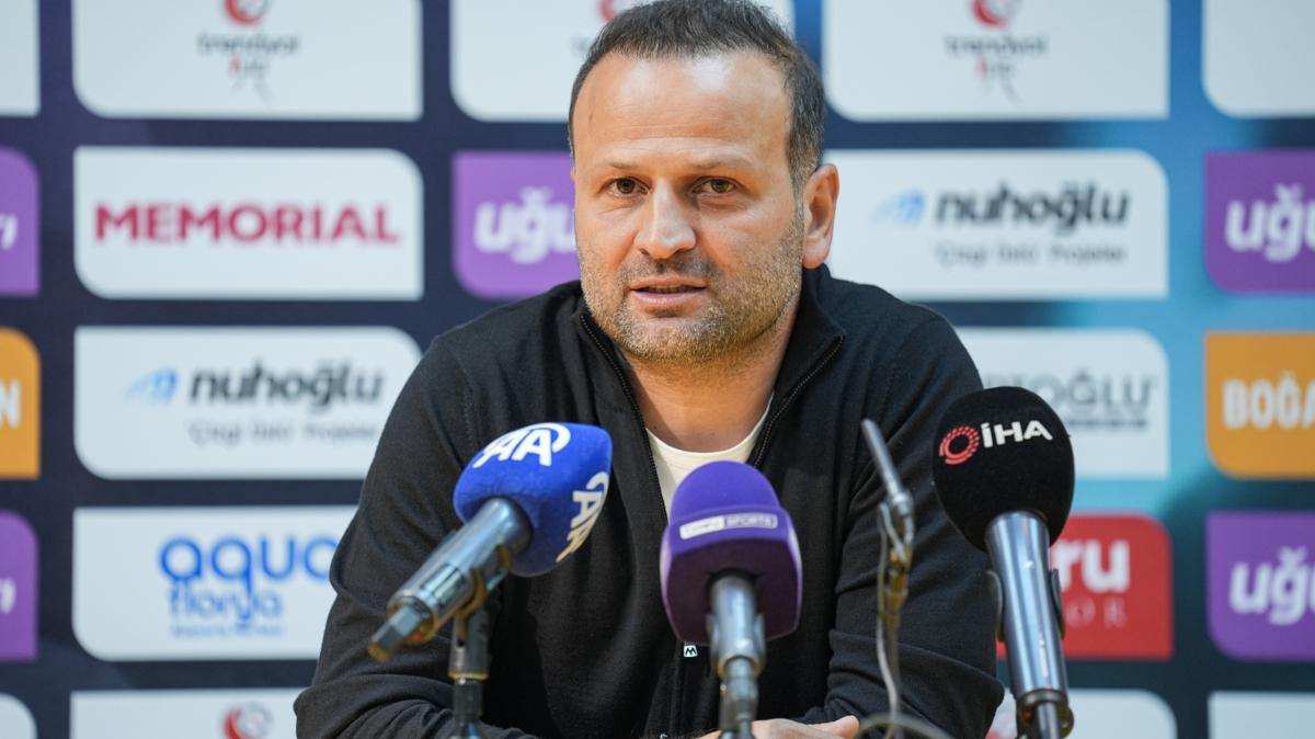 stanbulspor'da Osman Zeki Korkmaz ile yollar ayrld