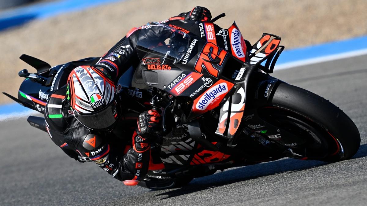 Britanya Grand Prix'sinde kazanan Marco Bezzecchi