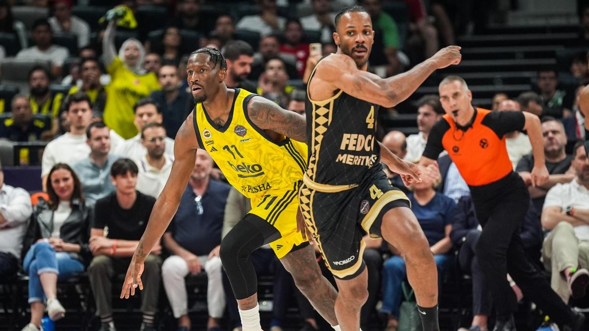Fenerbahe Beko taraftarlar finalde tribnleri doldurdu