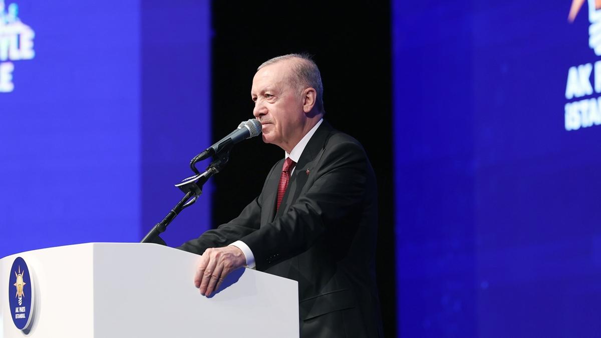 zgr zel'e posta gvercini tepkisi... Bakan Erdoan: Yolsuzluk lekesi barmakla kmaz