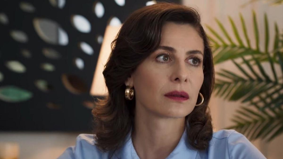 Kim der 46 yanda! Can Borcu'nun Handan' Ebru zkan Saban'n, genlik srr ortaya kt