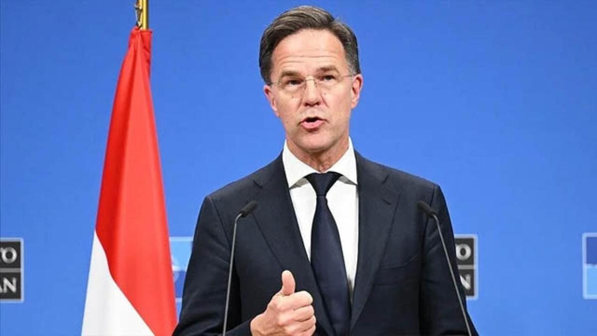 Rutte'den Ukrayna'ya saldran Rusya'ya knama