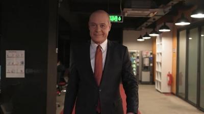 Erhan Ertrk sessiz sedasz boand! Ei tannm bir isim kt...