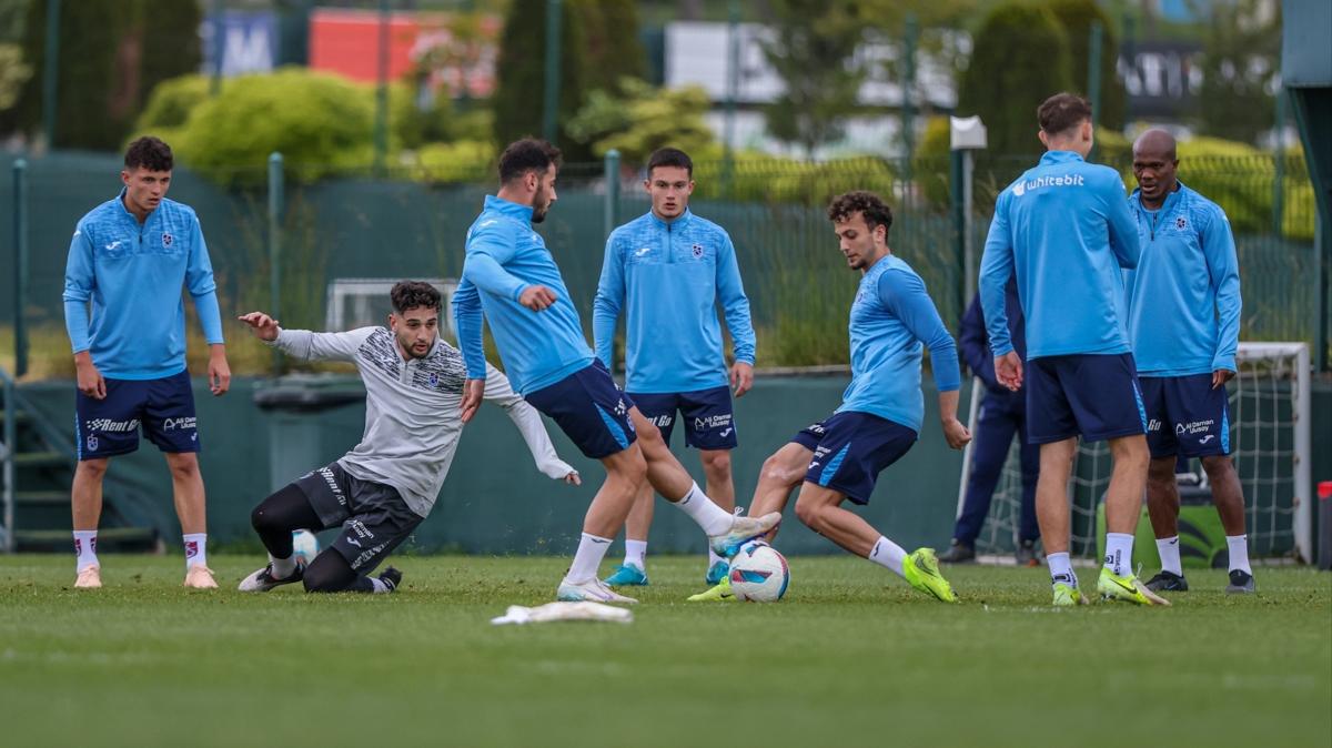 Trabzonspor rakibi Antalyaspor'a hazrlanyor