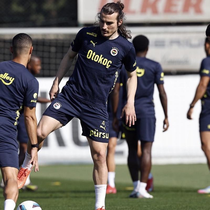 Fenerbahe'de Konyaspor ma ncesi almalar balad