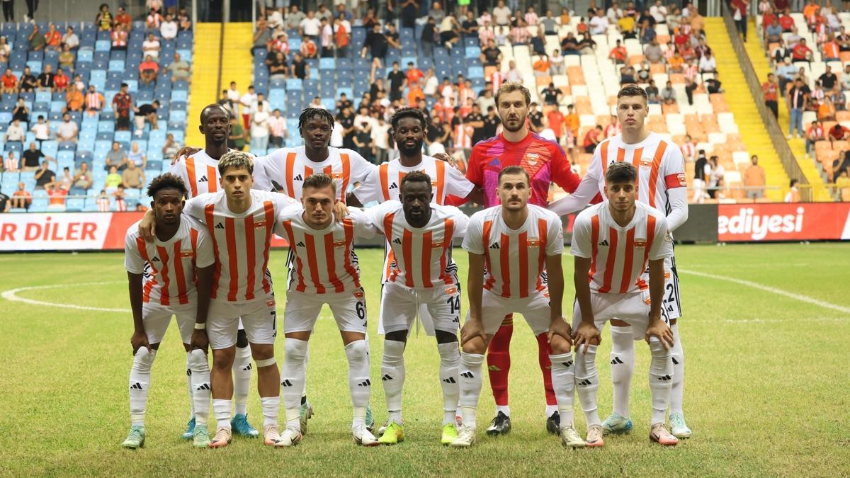 Adanaspor'a haciz oku