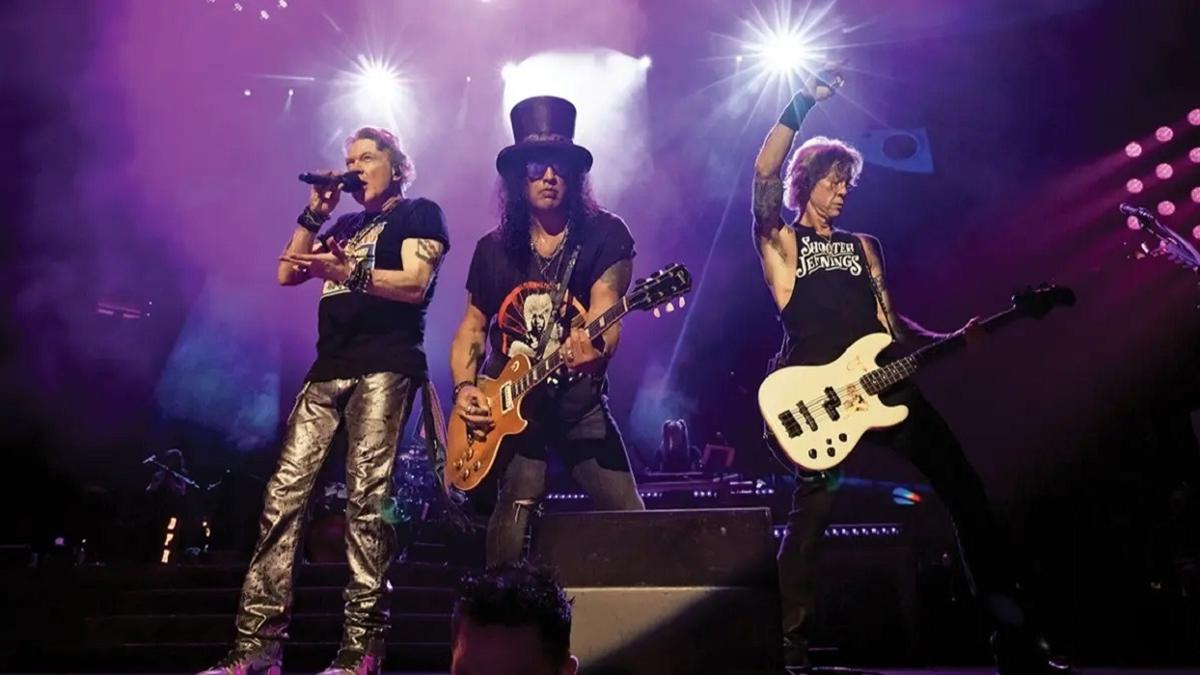 Guns N' Roses, stanbul'a geliyor! Bavul says azlar akta brakt