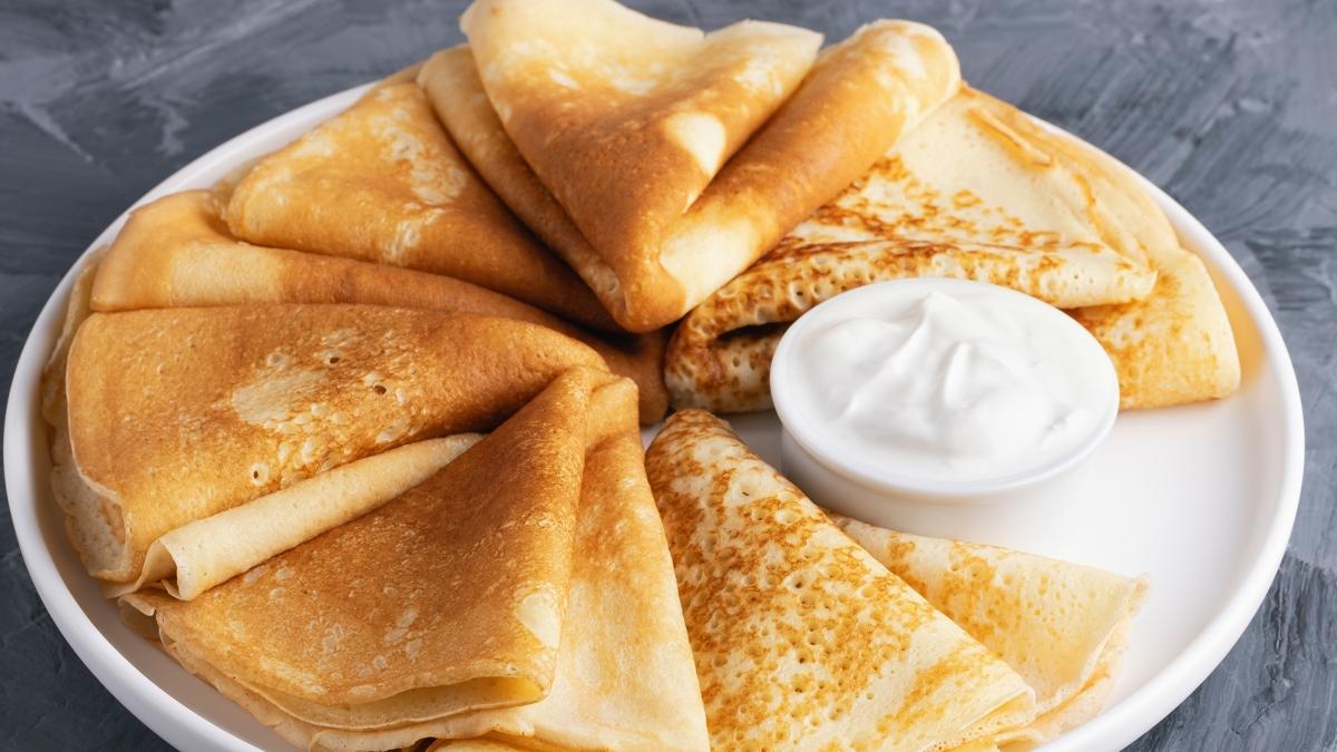 Kahvaltlk yrtlmayan zar gibi ince krep tarifi: Tuzlu ve peynirli deneyebilirsiniz