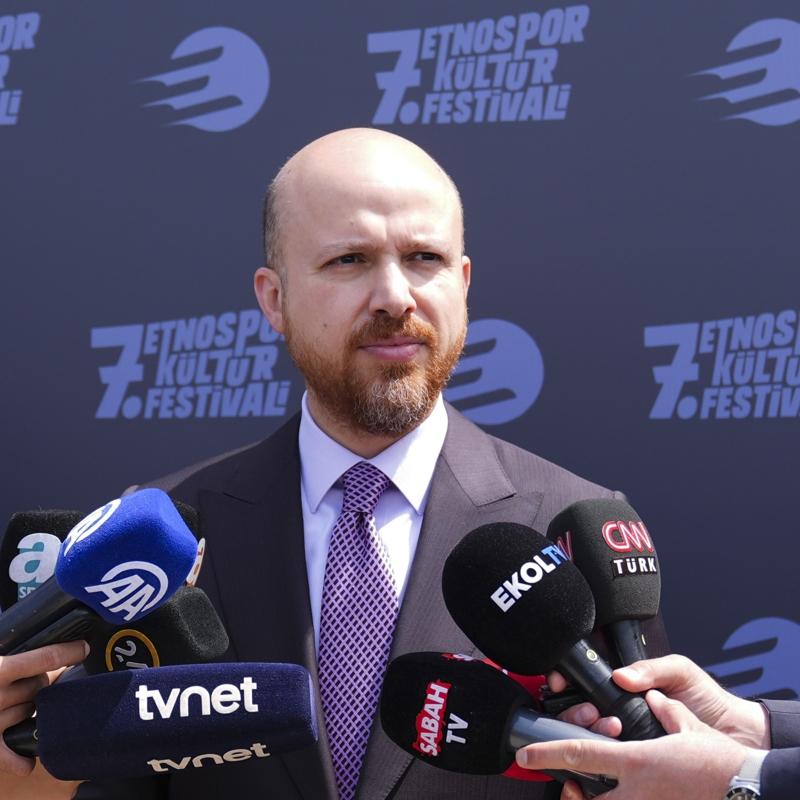 Bilal Erdoan: Dnya okuluunun merkezi stanbul'dur