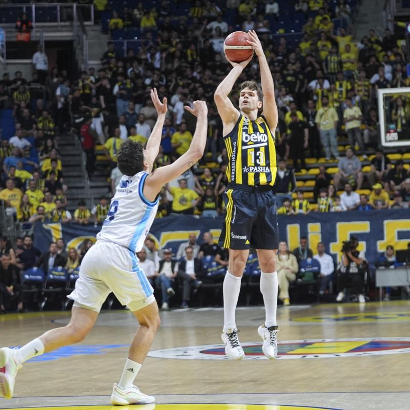 Fenerbahe Beko, Trk Telekom'u farkl geti