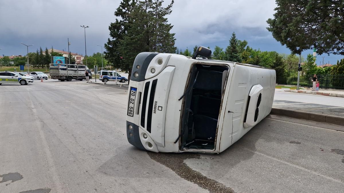 Karaman'da okul servisi kamyonetle arpt: 7 yaral