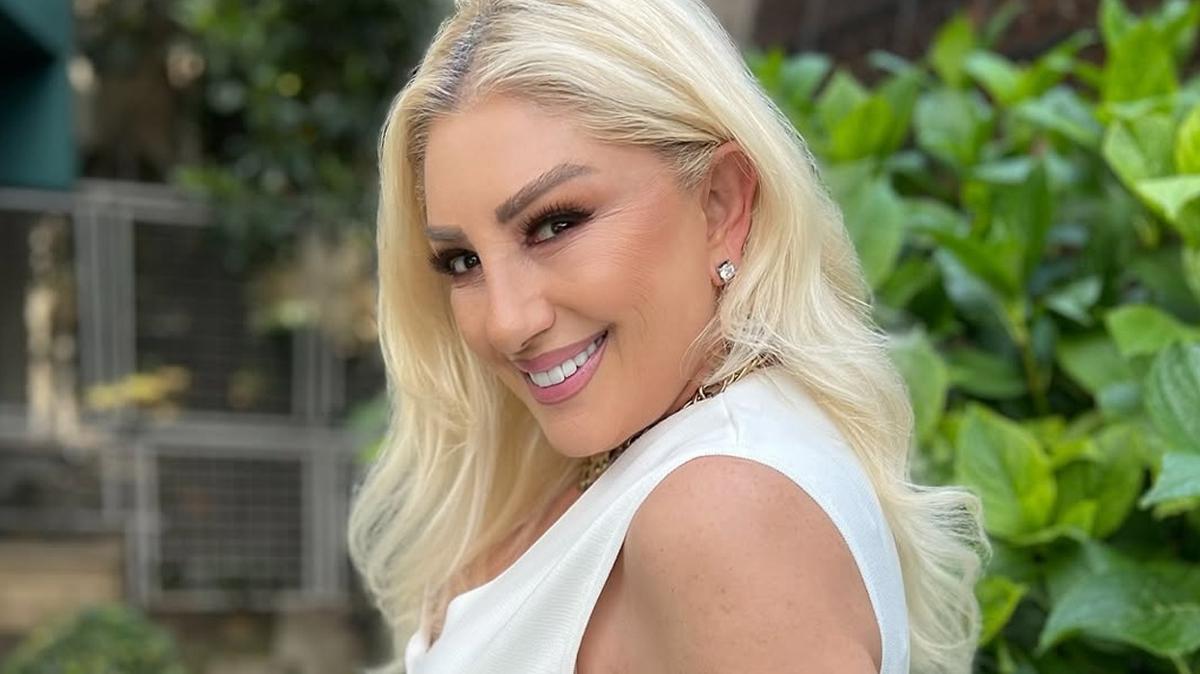 Muazzez Ersoy'dan sra d dilek! mkansz istedi