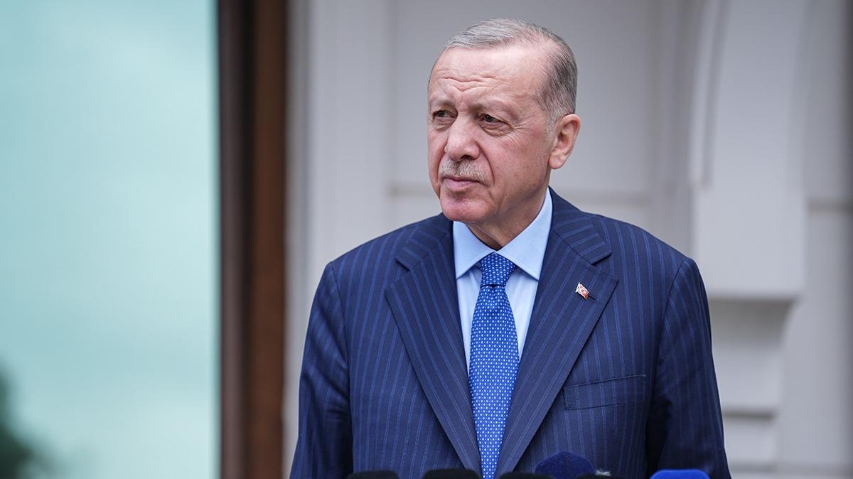 Bakan Erdoan, cuma namazn Mimar Sinan Camisi'nde kld