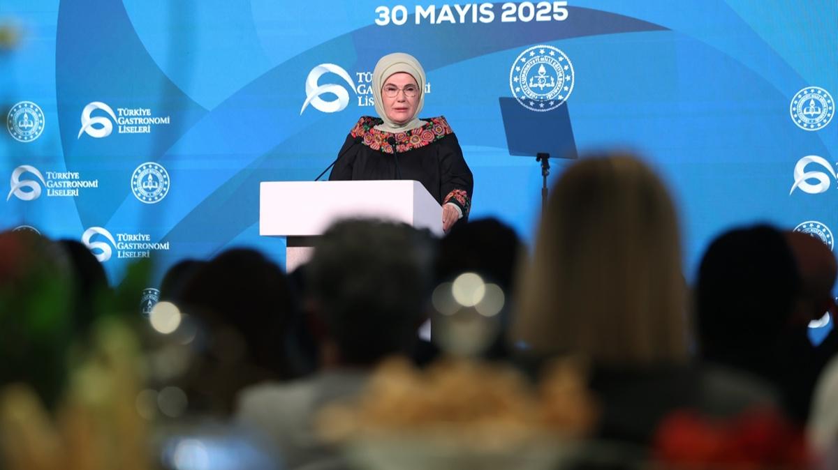 Emine Erdoan: Yemek bir milletin kimliidir