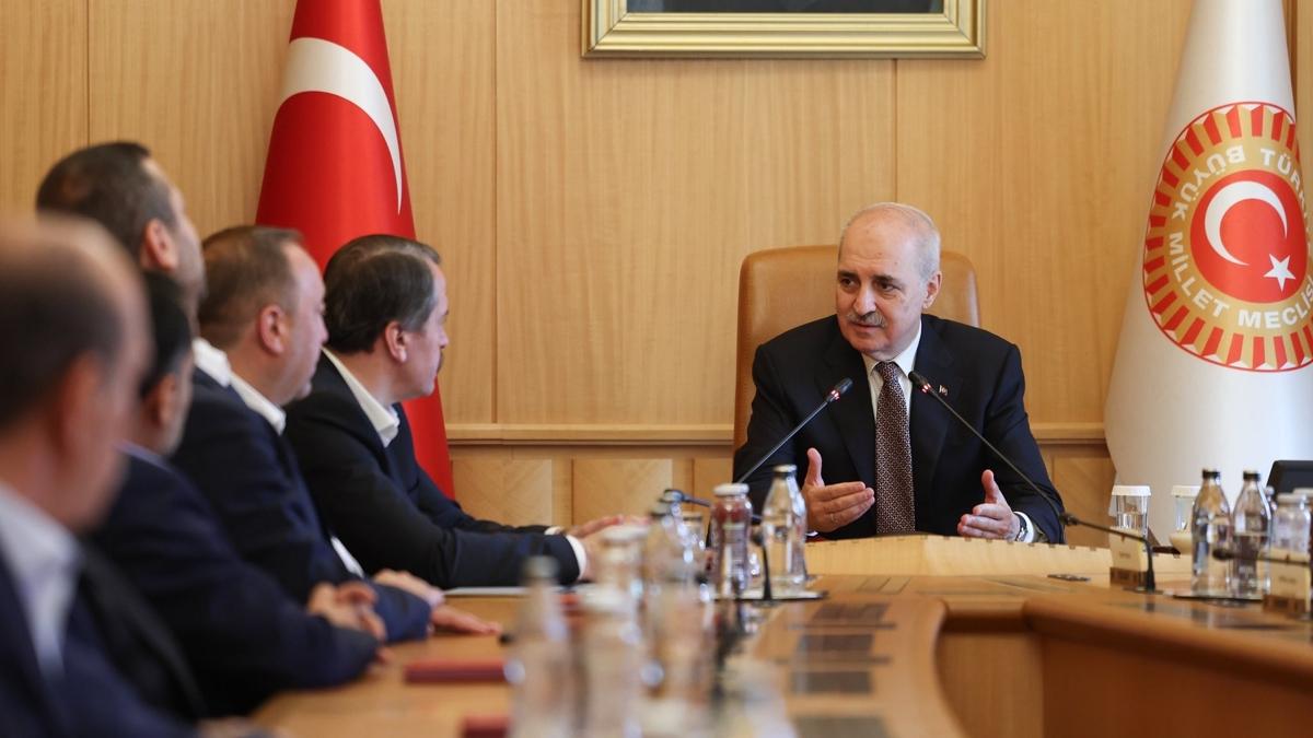 Kurtulmu'tan anayasa mesaj: Hepimizin boynunun borcudur