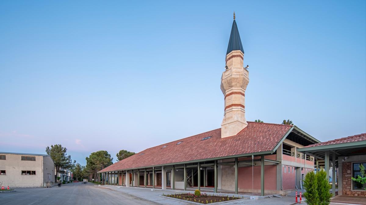 Samsun niversitesi Fahrettin Ulusoy Camii ibadete ald