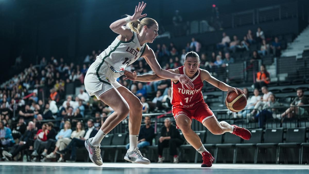 A Milli Kadn Basketbol Takm, Litvanya'y malup etti