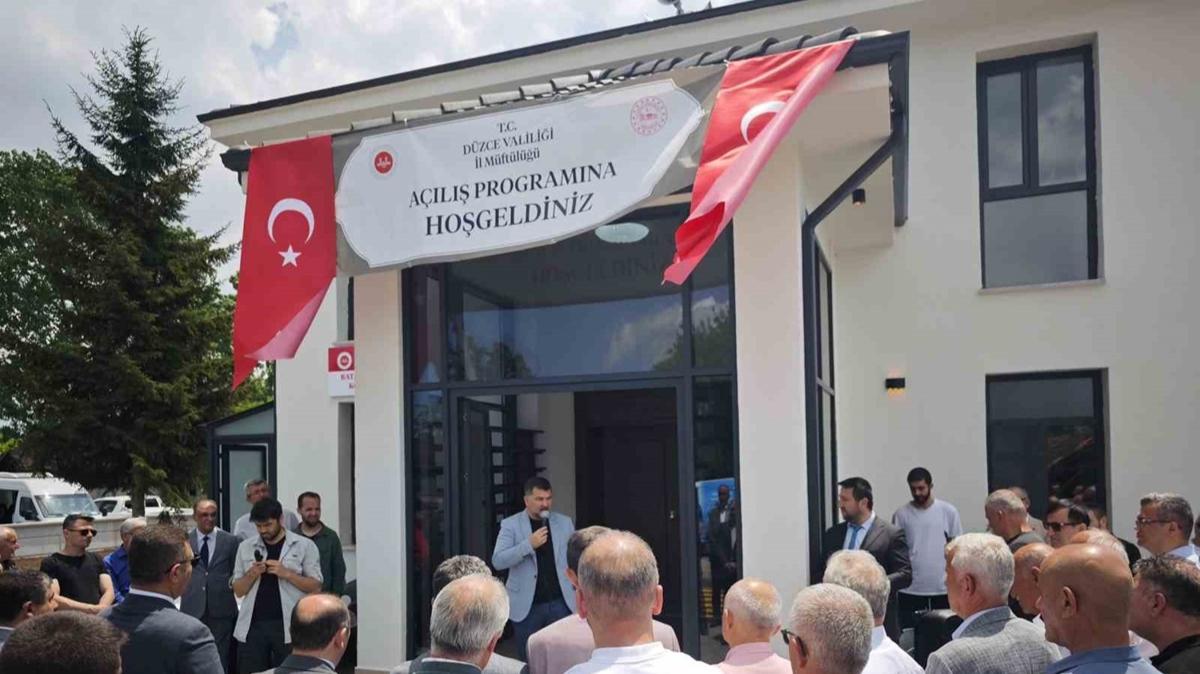 Depremde ykld yeniden ina edildi