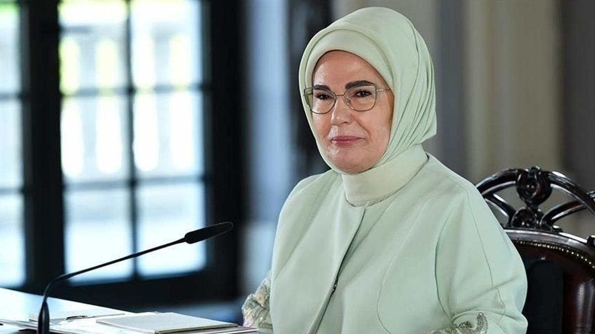 Emine Erdoan'dan "Trkiye Gastronomi Liseleri Projesi Tantm Program" paylam